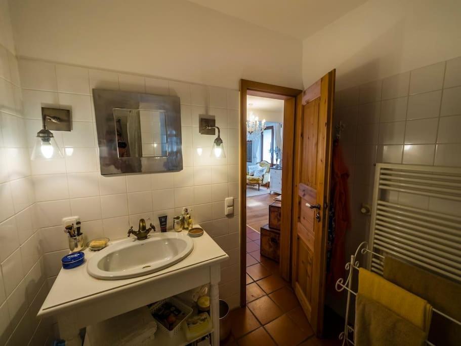 Einliegerwohnung In Einer Muehle Vor Den Toren Frankfurts, Ideal Fuer Messegaeste Oder Stop Over Dreieich Extérieur photo
