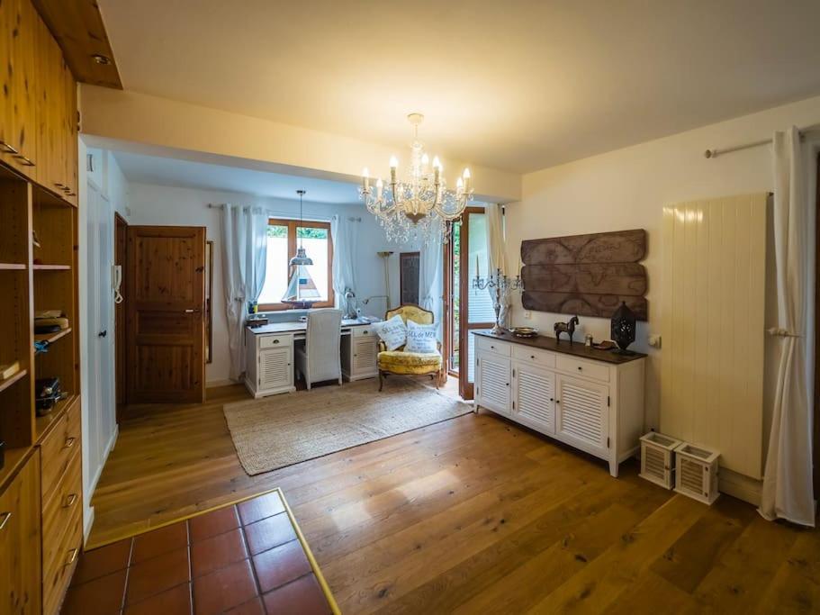 Einliegerwohnung In Einer Muehle Vor Den Toren Frankfurts, Ideal Fuer Messegaeste Oder Stop Over Dreieich Extérieur photo