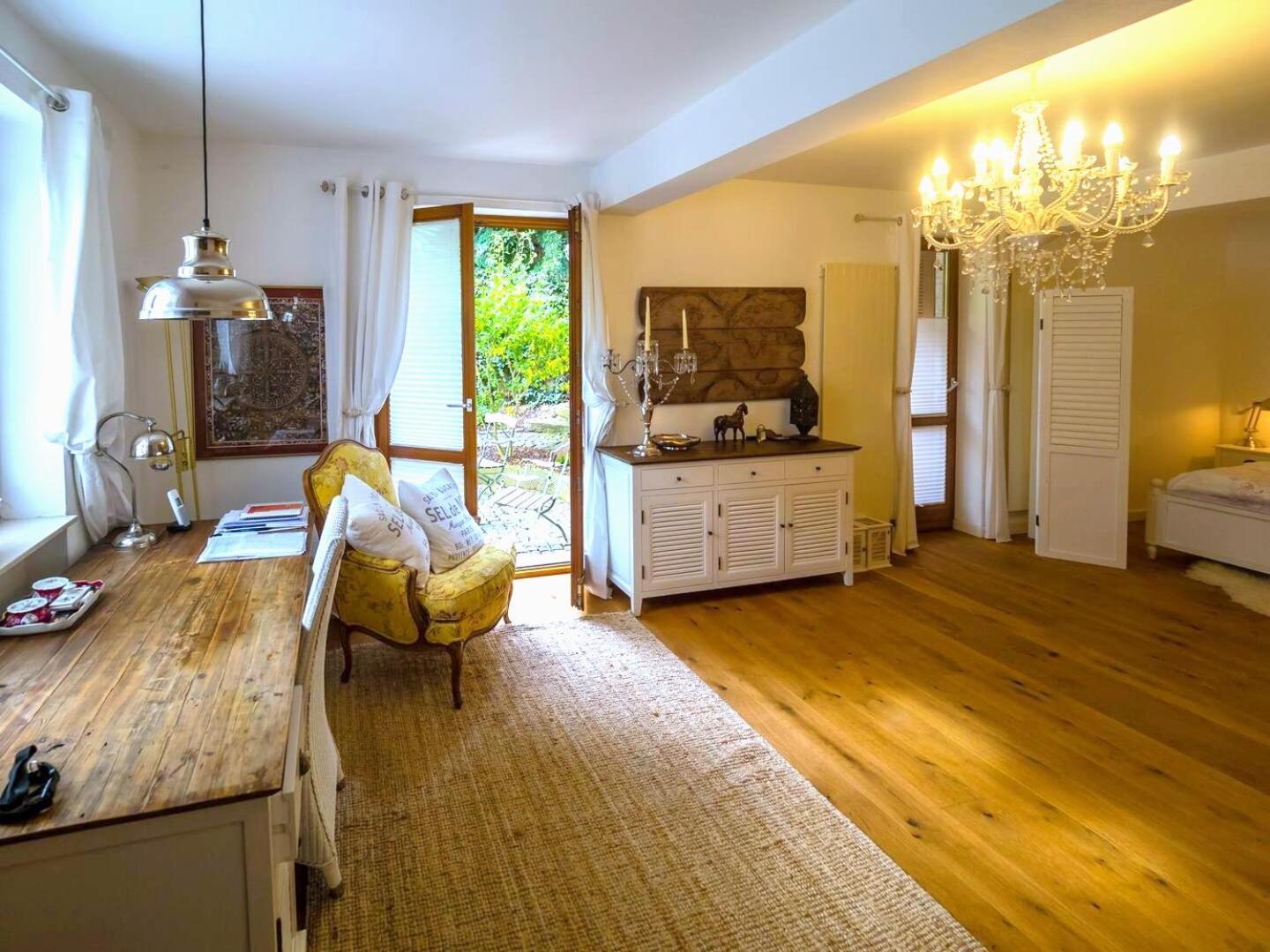 Einliegerwohnung In Einer Muehle Vor Den Toren Frankfurts, Ideal Fuer Messegaeste Oder Stop Over Dreieich Extérieur photo