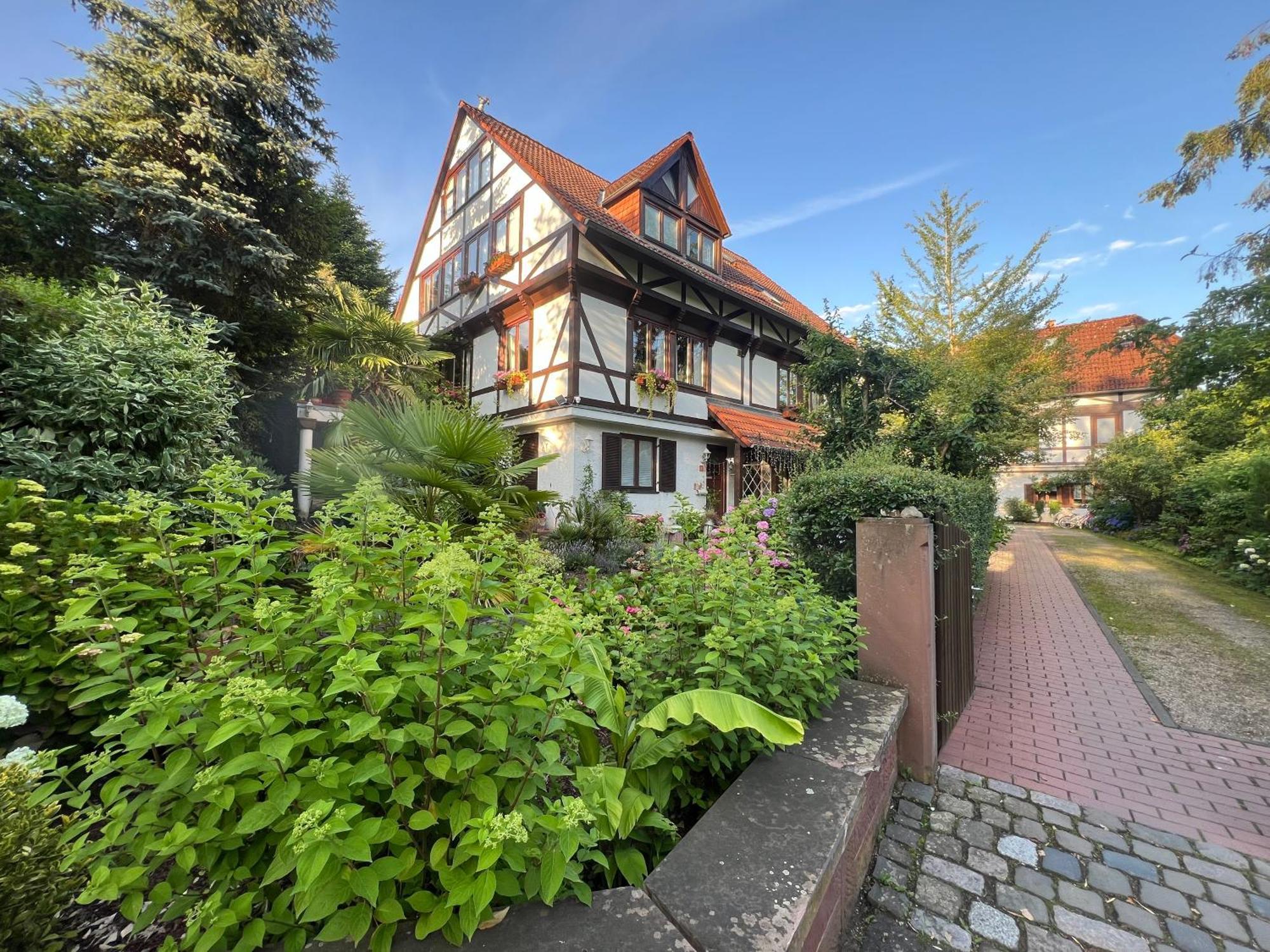 Einliegerwohnung In Einer Muehle Vor Den Toren Frankfurts, Ideal Fuer Messegaeste Oder Stop Over Dreieich Extérieur photo