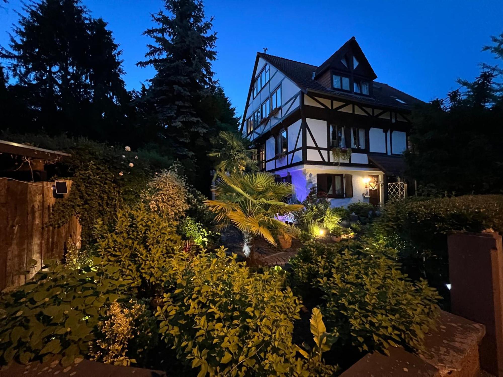 Einliegerwohnung In Einer Muehle Vor Den Toren Frankfurts, Ideal Fuer Messegaeste Oder Stop Over Dreieich Extérieur photo